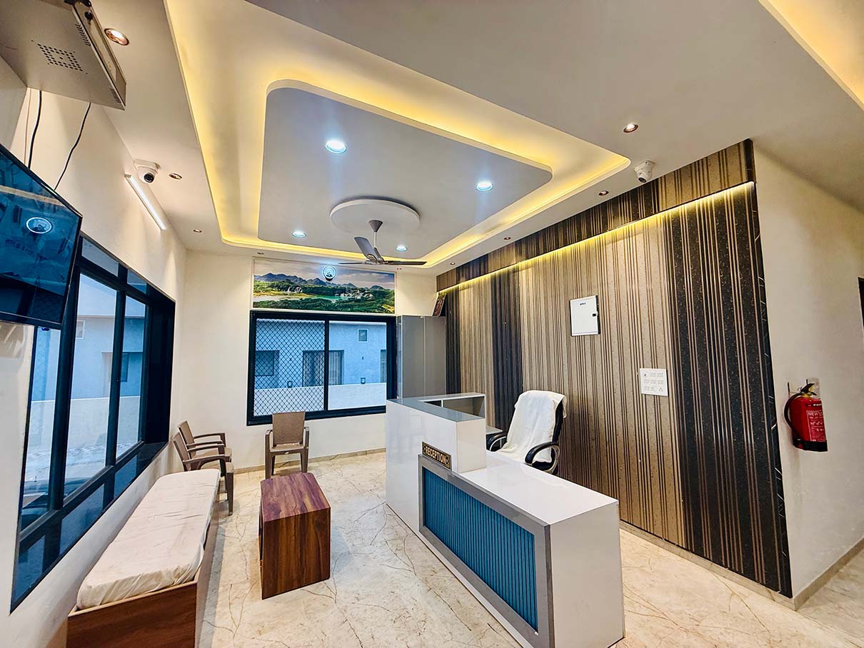 reception-counter-wide-view-dharmastay-shree-shyam-ananda-palace-khatoo-dhramshala